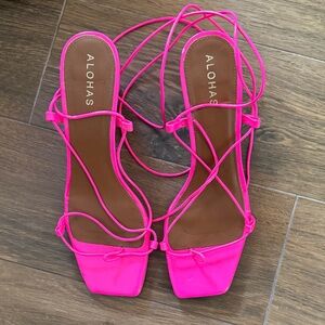 ALOHAS Neon Pink Strappy Sandals